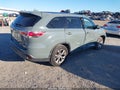 Photo 4 of 16 — 2015 Toyota Highlander