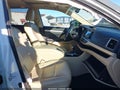 Photo 5 of 16 — 2015 Toyota Highlander