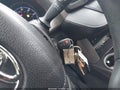 Photo 11 of 17 — 2017 Toyota RAV4