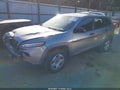 Photo 2 of 16 — 2015 Jeep Cherokee
