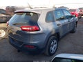 Photo 4 of 16 — 2015 Jeep Cherokee