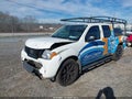 Photo 2 of 16 — 2018 Nissan Frontier