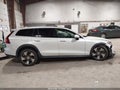 Photo 13 of 16 — 2020 Volvo V60 Cross Country