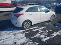 Photo 4 of 11 — 2016 Hyundai Elantra