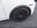 Photo 6 of 16 — 2012 Porsche Cayenne
