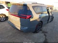 Photo 4 of 16 — 2022 Chrysler Pacifica