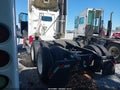 2000 Freightliner Conventional — photo 3 of 15 | VIN 1FUYDMDB7YPF86964