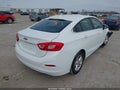 Photo 4 of 16 — 2017 Chevrolet Cruze