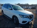 Photo 1 of 15 — 2018 Nissan Pathfinder