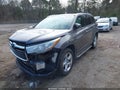 Photo 2 of 16 — 2015 Toyota Highlander