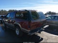 1998 Chevrolet Suburban 1500 — photo 6 of 16 | VIN 1GNFK16R5WJ304497