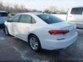Photo 3 of 16 — 2020 Volkswagen Passat