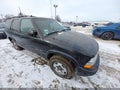 Photo 1 of 11 — 2002 Chevrolet Blazer