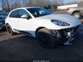Photo 1 of 16 — 2018 Porsche Macan