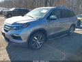 Photo 2 of 16 — 2017 Honda Pilot