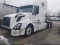 2014 Volvo VN — photo 2 of 16 | VIN 4V4NC9TH6EN157789