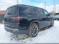 2022 Jeep Wagoneer — photo 4 of 16 | VIN 1C4SJVDT4NS139003