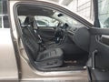 2017 Volkswagen Passat — photo 5 of 17 | VIN 1VWCT7A35HC015378