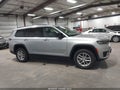 2023 Jeep Grand Cherokee L — photo 13 of 18 | VIN 1C4RJKAGXP8894676