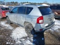 2013 Jeep Compass — photo 3 of 11 | VIN 1C4NJDEB2DD167396