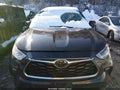 Photo 12 of 16 — 2020 Toyota Highlander