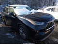 Photo 1 of 16 — 2020 Toyota Highlander