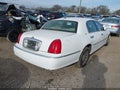 Photo 4 of 12 — 2000 Lincoln Town Car