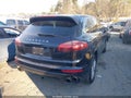 Photo 4 of 16 — 2015 Porsche Cayenne