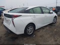 Photo 4 of 17 — 2016 Toyota Prius
