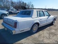 Photo 4 of 11 — 1989 Lincoln Town Car