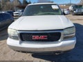 2003 GMC Yukon XL — photo 12 of 16 | VIN 3GKFK16Z53G291678