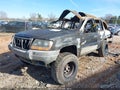 Photo 2 of 15 — 2000 Jeep Grand Cherokee