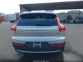 Photo 17 of 18 — 2019 Volvo XC40