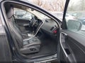 Photo 5 of 12 — 2010 Volvo XC60