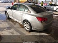 Photo 3 of 18 — 2011 Chevrolet Cruze