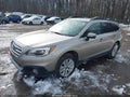 2016 Subaru Outback — photo 2 of 22 | VIN 4S4BSAHCXG3237901