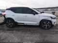 Photo 14 of 22 — 2021 Volvo XC40