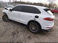 Photo 3 of 17 — 2015 Porsche Cayenne
