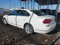 Photo 3 of 16 — 2017 Volkswagen Passat