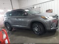 Photo 13 of 16 — 2017 Toyota Highlander
