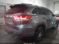 Photo 4 of 16 — 2017 Toyota Highlander