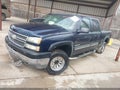 Photo 2 of 16 — 2005 Chevrolet Silverado 2500