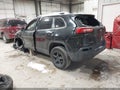 2017 Jeep Cherokee — photo 3 of 16 | VIN 1C4PJMCB6HW579925
