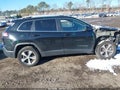 Photo 13 of 17 — 2019 Jeep Cherokee