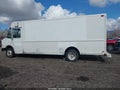 Photo 13 of 14 — 2001 Freightliner Chassis