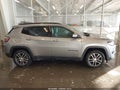 Photo 13 of 17 — 2018 Jeep Compass