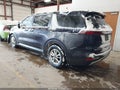 Photo 3 of 17 — 2022 Kia Carnival