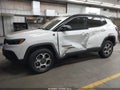 2022 Jeep Compass — photo 13 of 15 | VIN 3C4NJDDBXNT175341