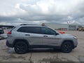 Photo 14 of 19 — 2017 Jeep Cherokee