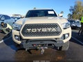 2017 Toyota Tacoma — photo 12 of 17 | VIN 5TFCZ5AN6HX095600